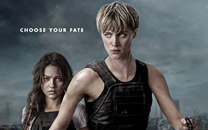 Natalia Reyes as Dani Ramos and Mackenzie Davis as Grace in Terminator: Dark Fate